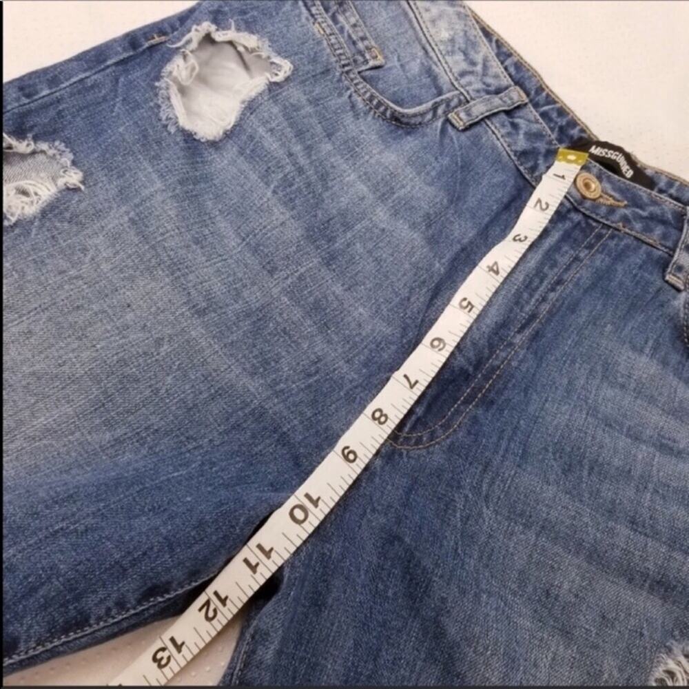 Missguided High Rise Destroyed Ripped Jeans - Picture 6 of 8